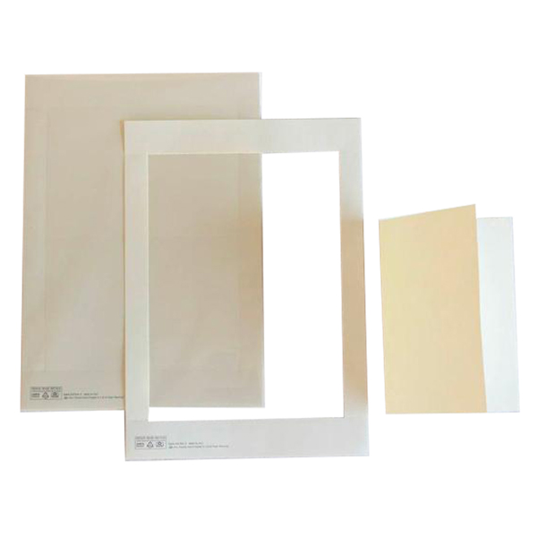  Cartoncino prefustellato - 117 x 170 mm - avorio liscio - Kartos - conf. 10 pezzi 