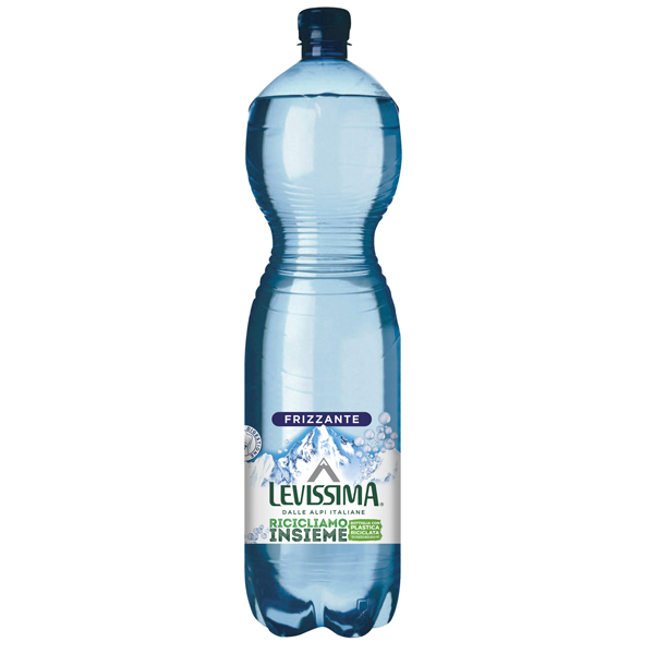  Acqua frizzante - 1,5 L - bottiglia 45% RPET - Levissima 